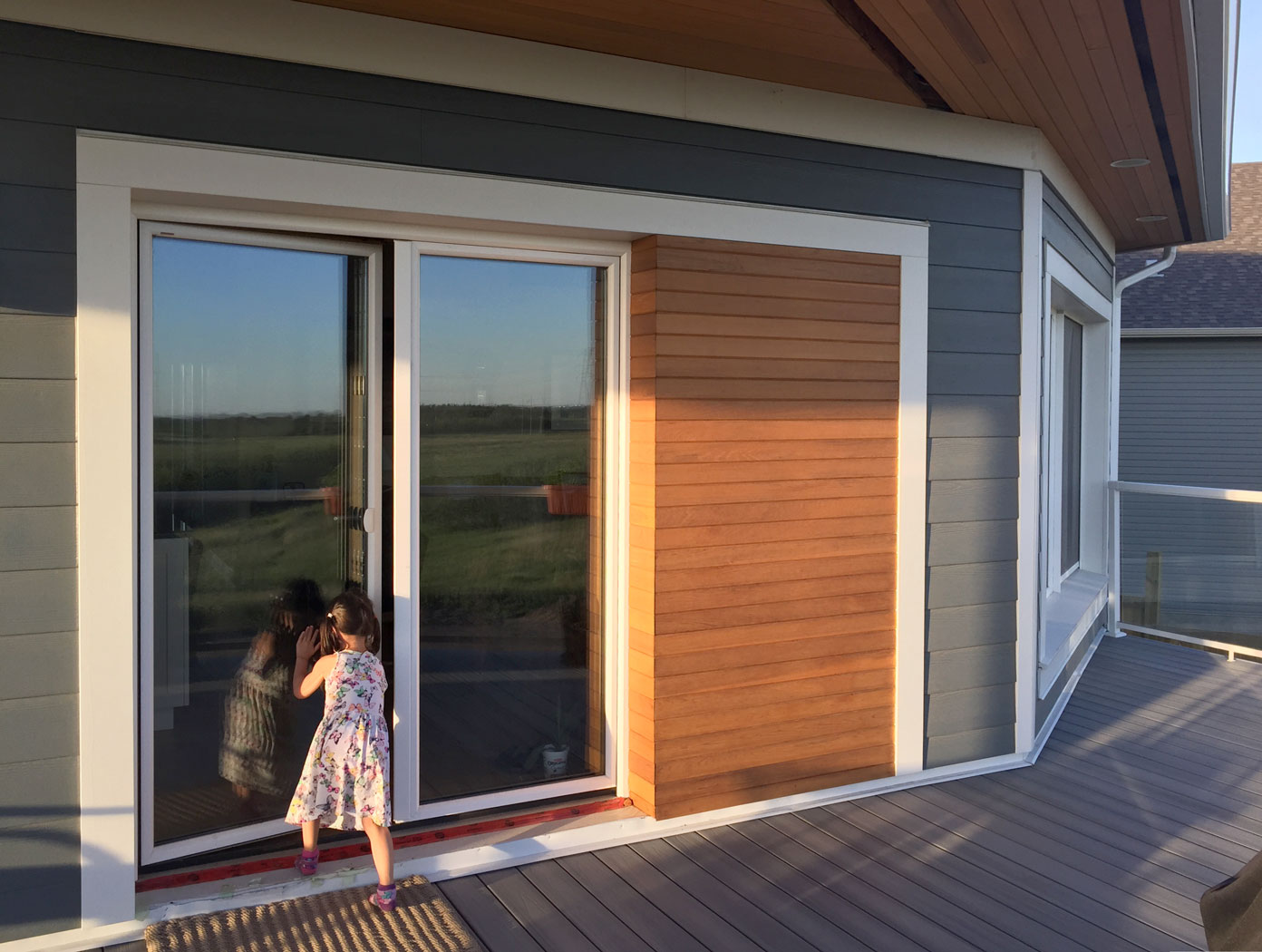 CottonwoodPH-Ext-DeckDoor-web-1392×1050